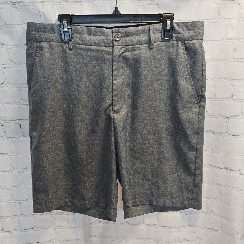 Men's Greg Norman Gray Golf Shorts Size 34